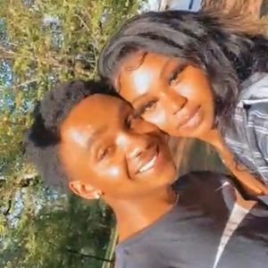 Meet your Posher, Zaire